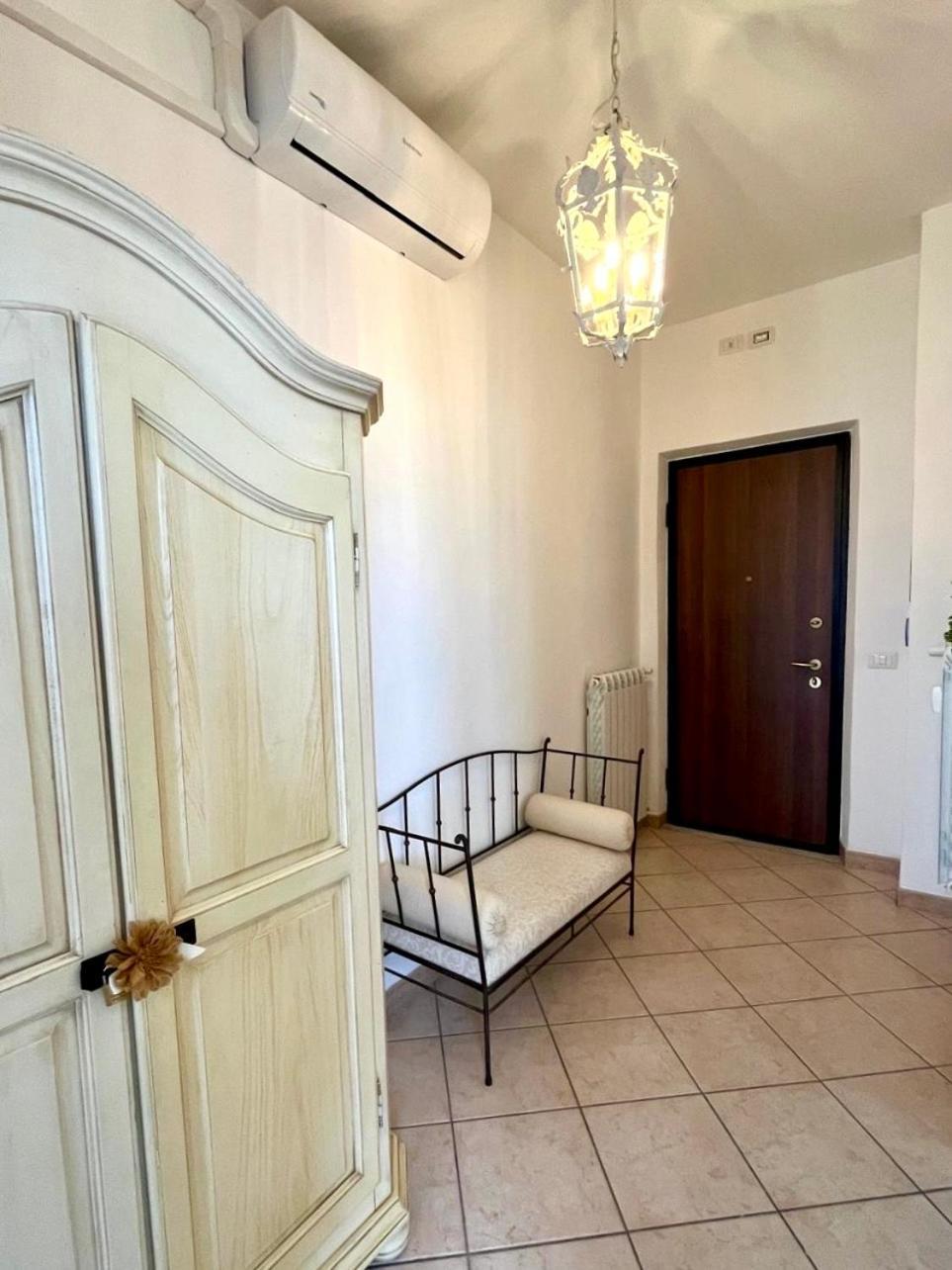 Appartamento Ciampino - Cavaliere Di Cuori Exteriér fotografie